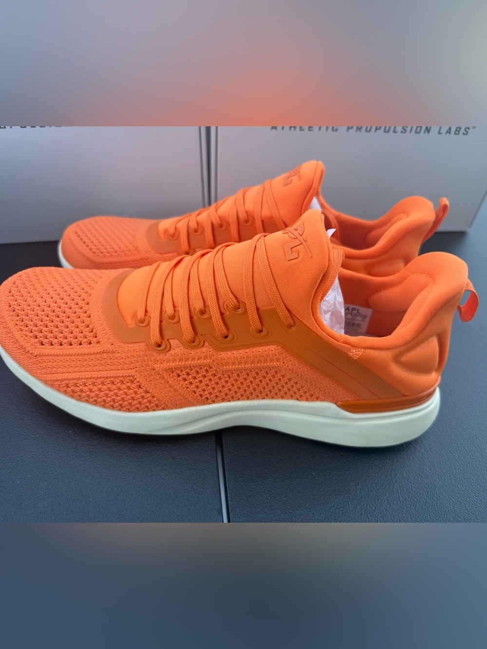 New Techloom Tracer APL Men's Size 12 Orange Knit Sneakers